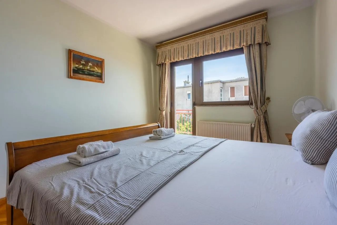 Rose Apartments  Crikvenica