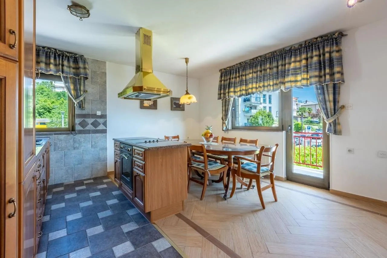 Rose Apartments 0*, Crikvenica Croatia